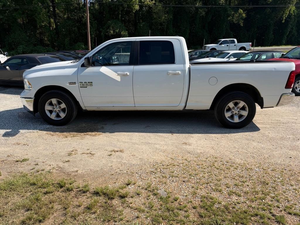 RAM 1500 Classic SLT 4x2 Crew Cab 6'4" Box 2019