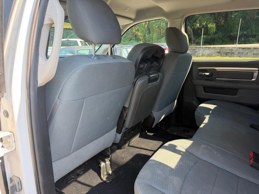 RAM 1500 Classic SLT 4x2 Crew Cab 6'4" Box 2019