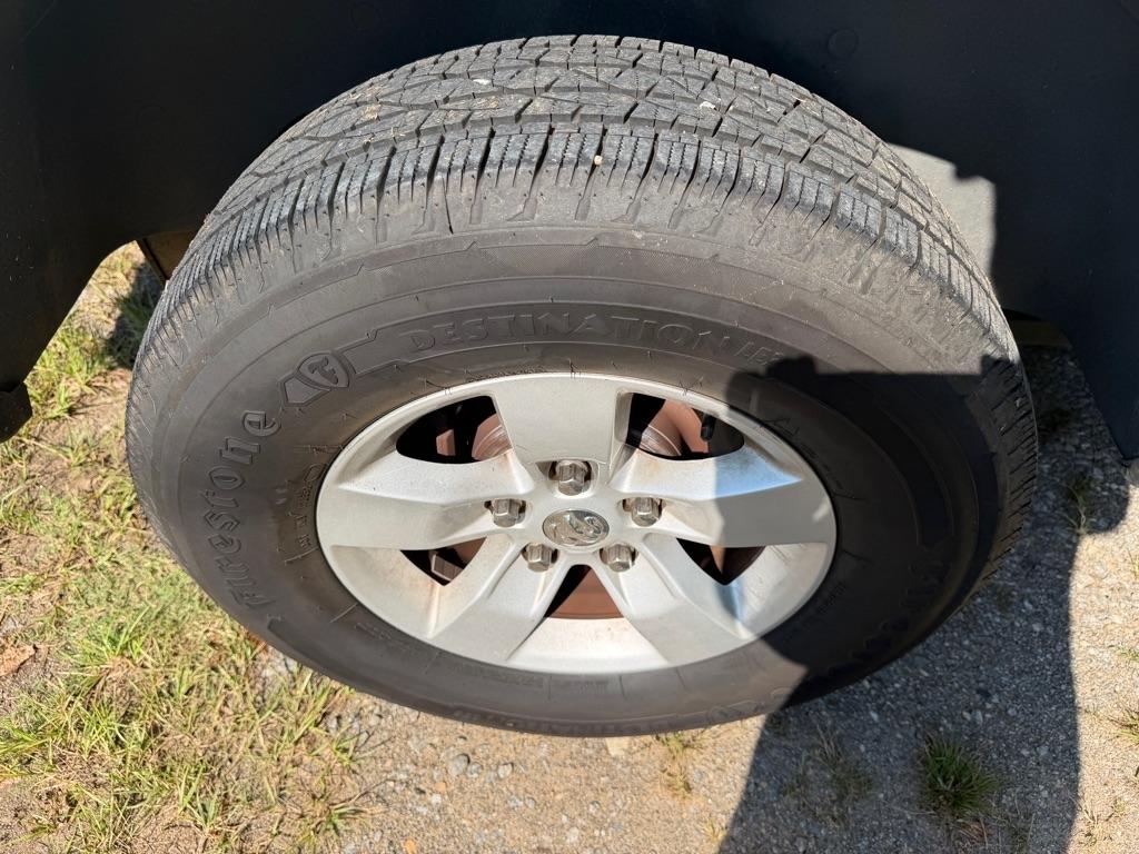 RAM 1500 Classic SLT 4x2 Crew Cab 6'4" Box 2019