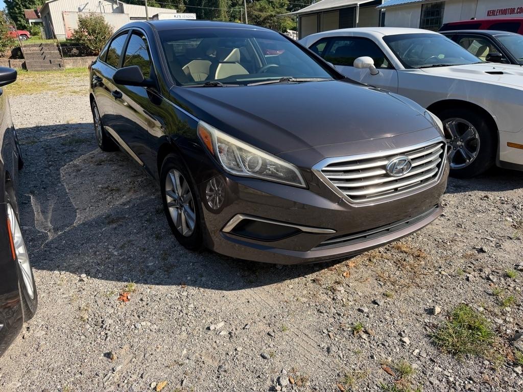 Hyundai Sonata 4dr Sdn 2.4L SE 2016