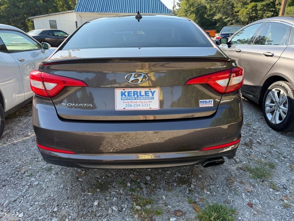 Hyundai Sonata 4dr Sdn 2.4L SE 2016