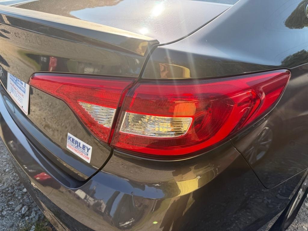 Hyundai Sonata 4dr Sdn 2.4L SE 2016