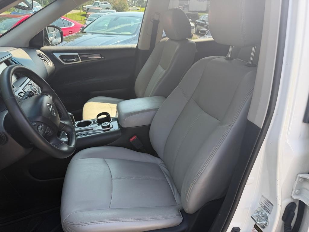 Nissan Pathfinder 4WD 4dr SV *Ltd Avail* 2015