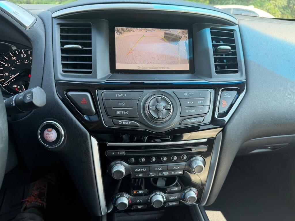 Nissan Pathfinder 4WD 4dr SV *Ltd Avail* 2015