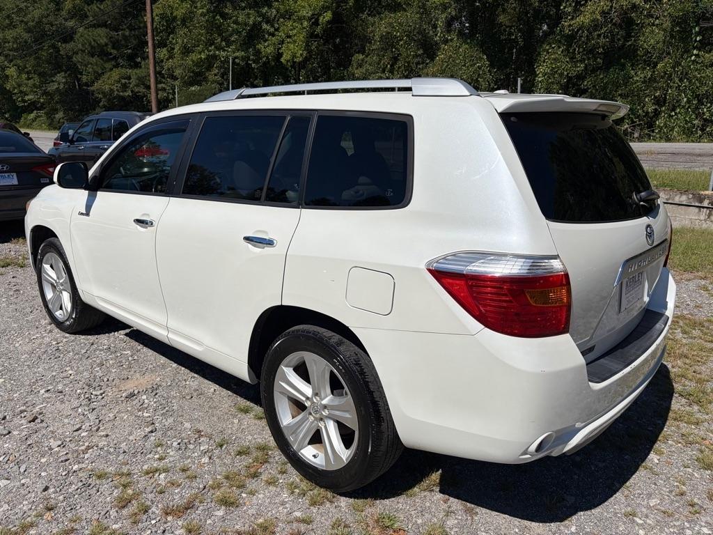 Toyota Highlander FWD 4dr V6 Limited (Natl) 2010
