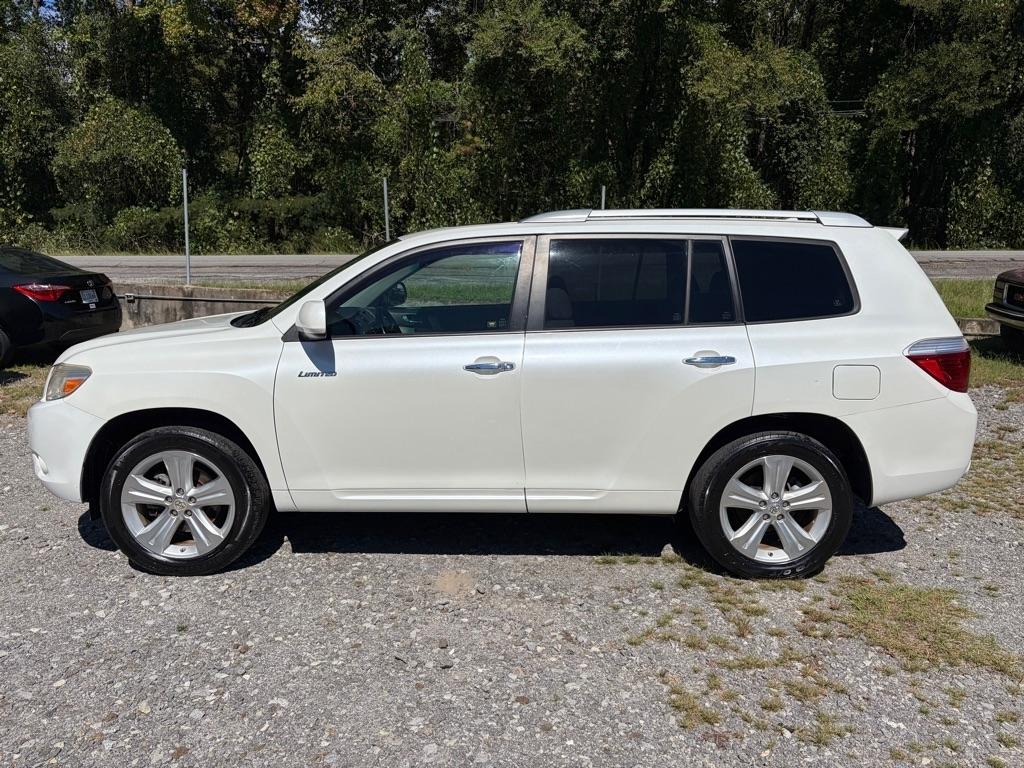 Toyota Highlander FWD 4dr V6 Limited (Natl) 2010