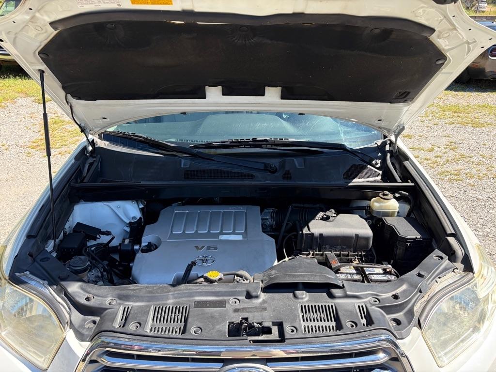 Toyota Highlander FWD 4dr V6 Limited (Natl) 2010