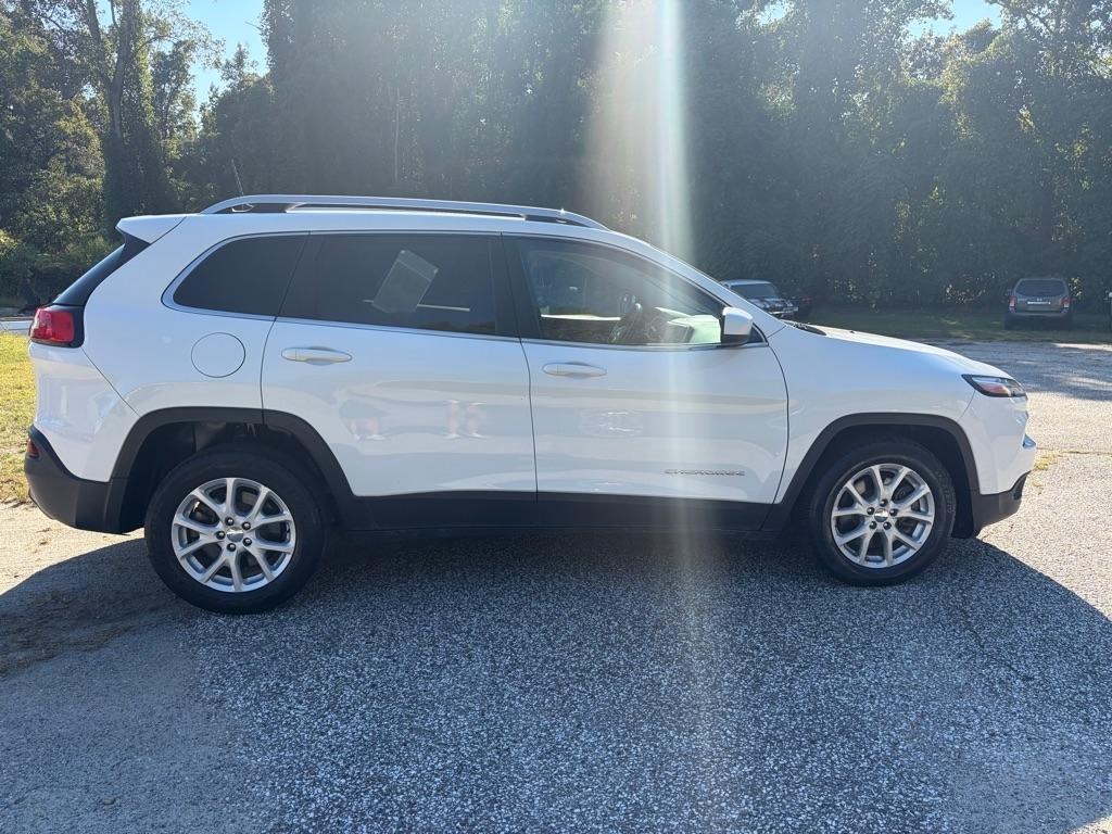 Jeep Cherokee FWD 4dr Latitude 2016