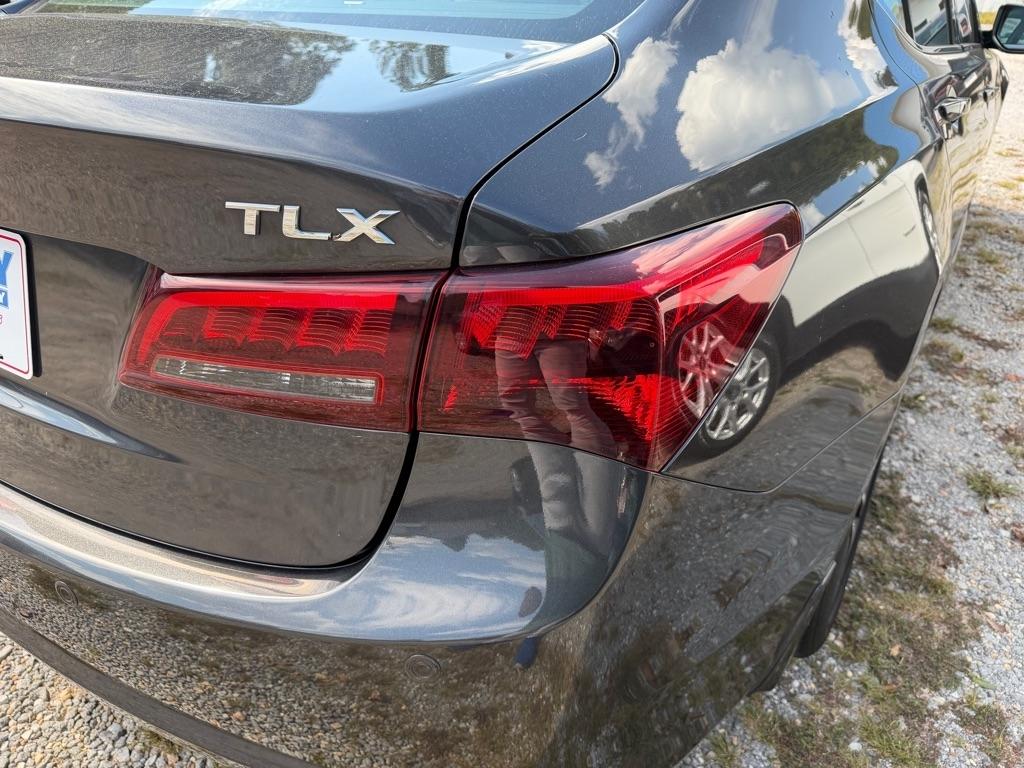 Acura TLX 4dr Sdn FWD V6 Advance 2015
