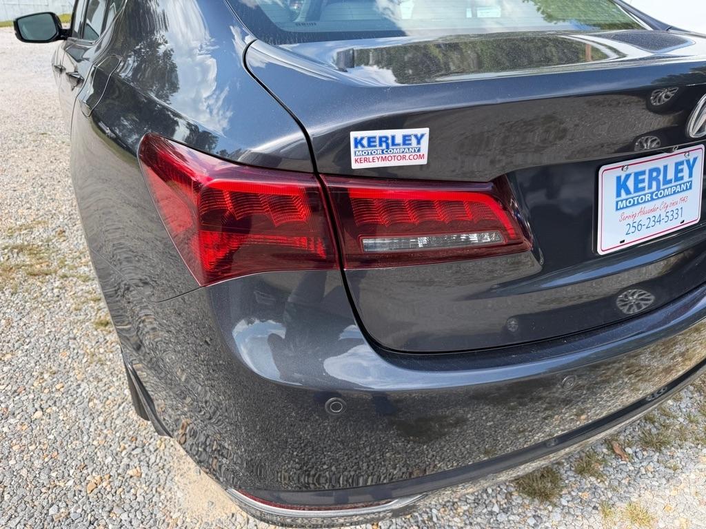 Acura TLX 4dr Sdn FWD V6 Advance 2015