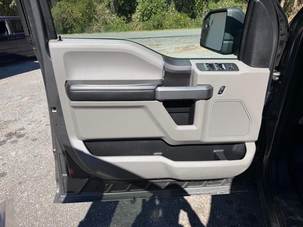 Ford F-150 XLT 2WD SuperCab 6.5' Box 2018