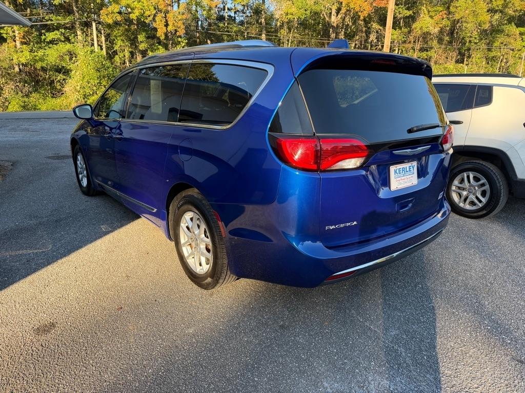 Chrysler Pacifica Touring L FWD 2020