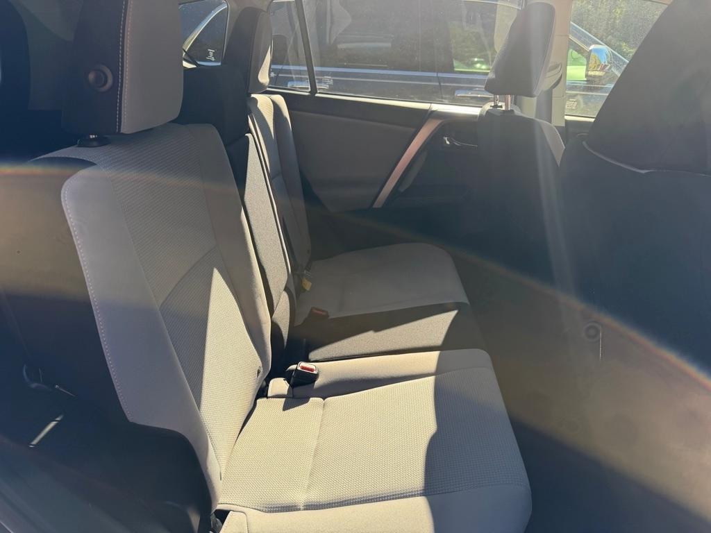 Toyota RAV4 Adventure FWD (Natl) 2018