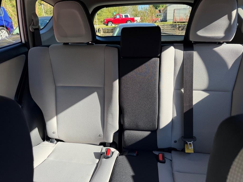 Toyota RAV4 Adventure FWD (Natl) 2018