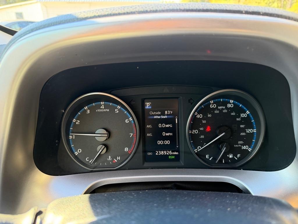 Toyota RAV4 Adventure FWD (Natl) 2018