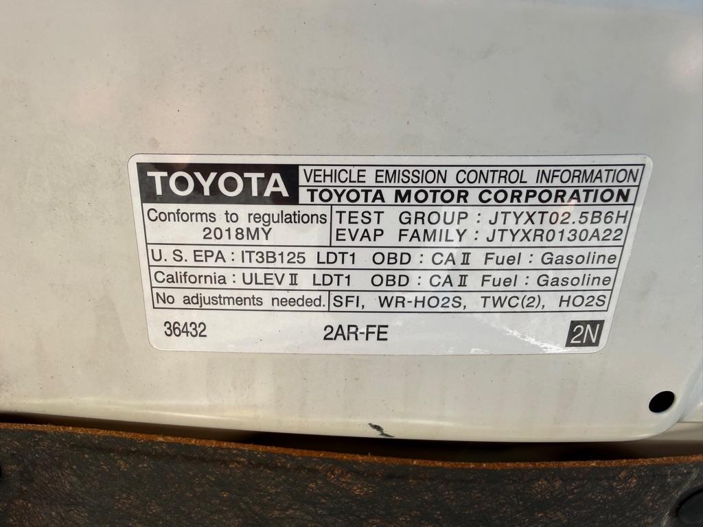 Toyota RAV4 Adventure FWD (Natl) 2018