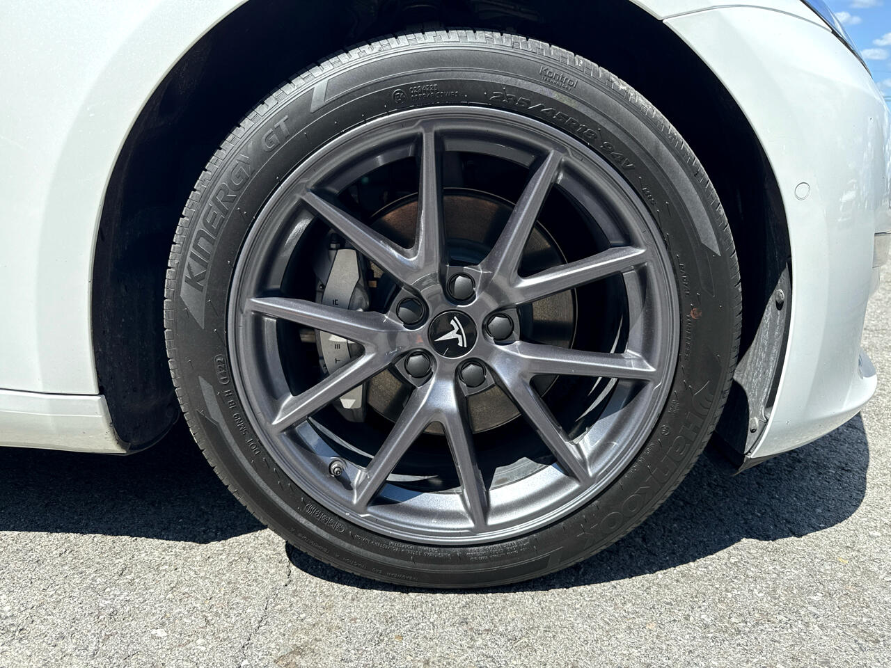 2022 Tesla Model 3 Standard Range photo 18