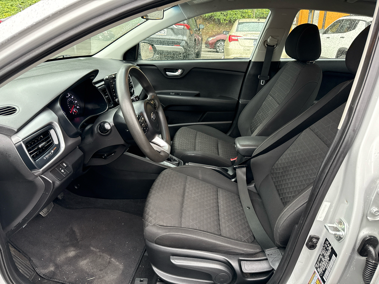 2019 Kia Rio LX S photo 4