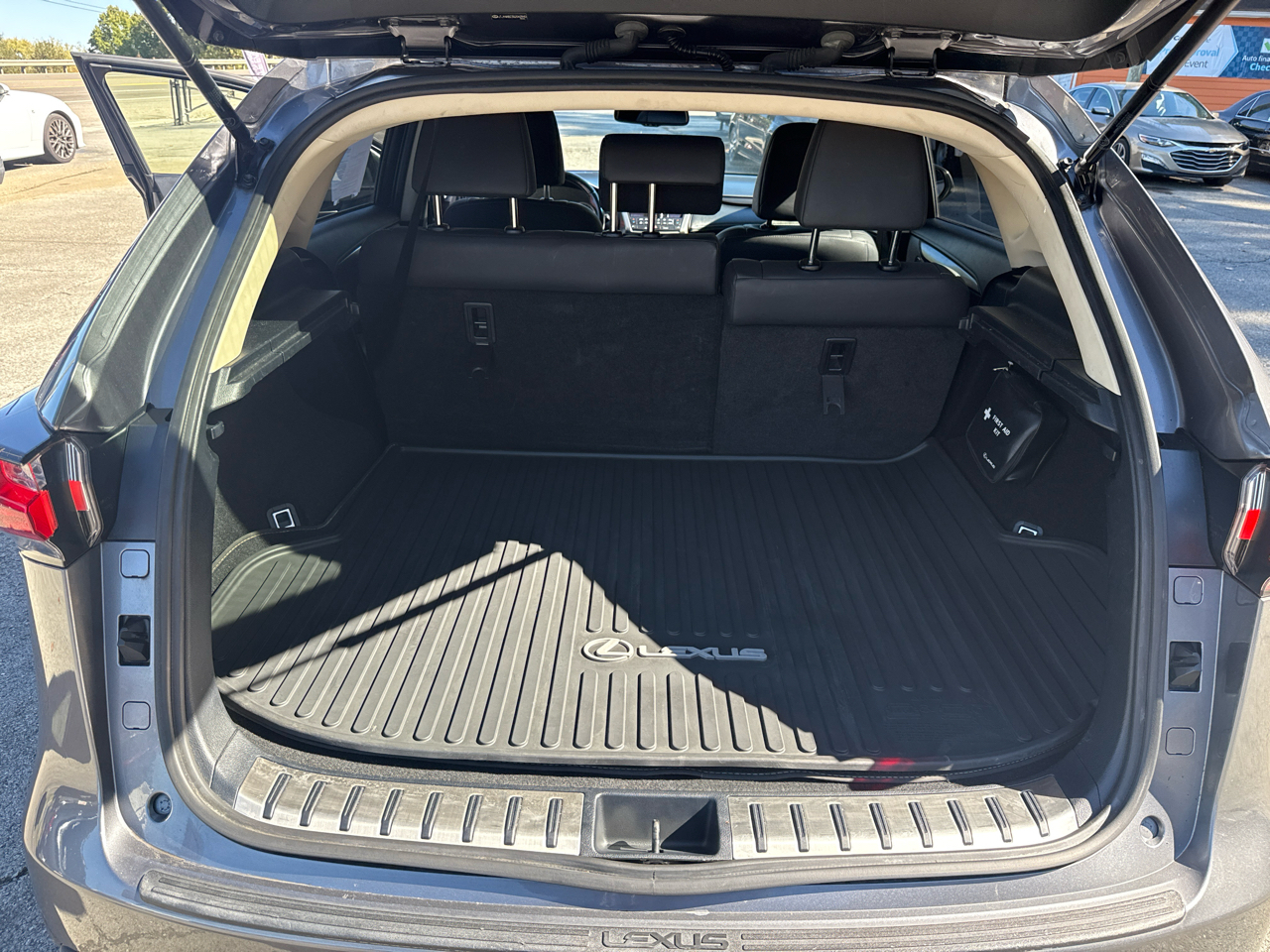 Lexus NX 200t FWD 2016 Lexus NX 200t FWD 2016