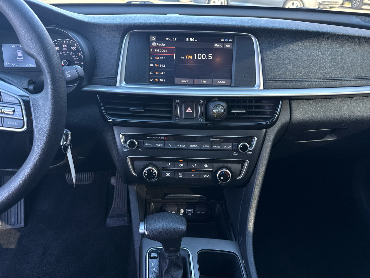 2019 Kia Optima LX photo 4