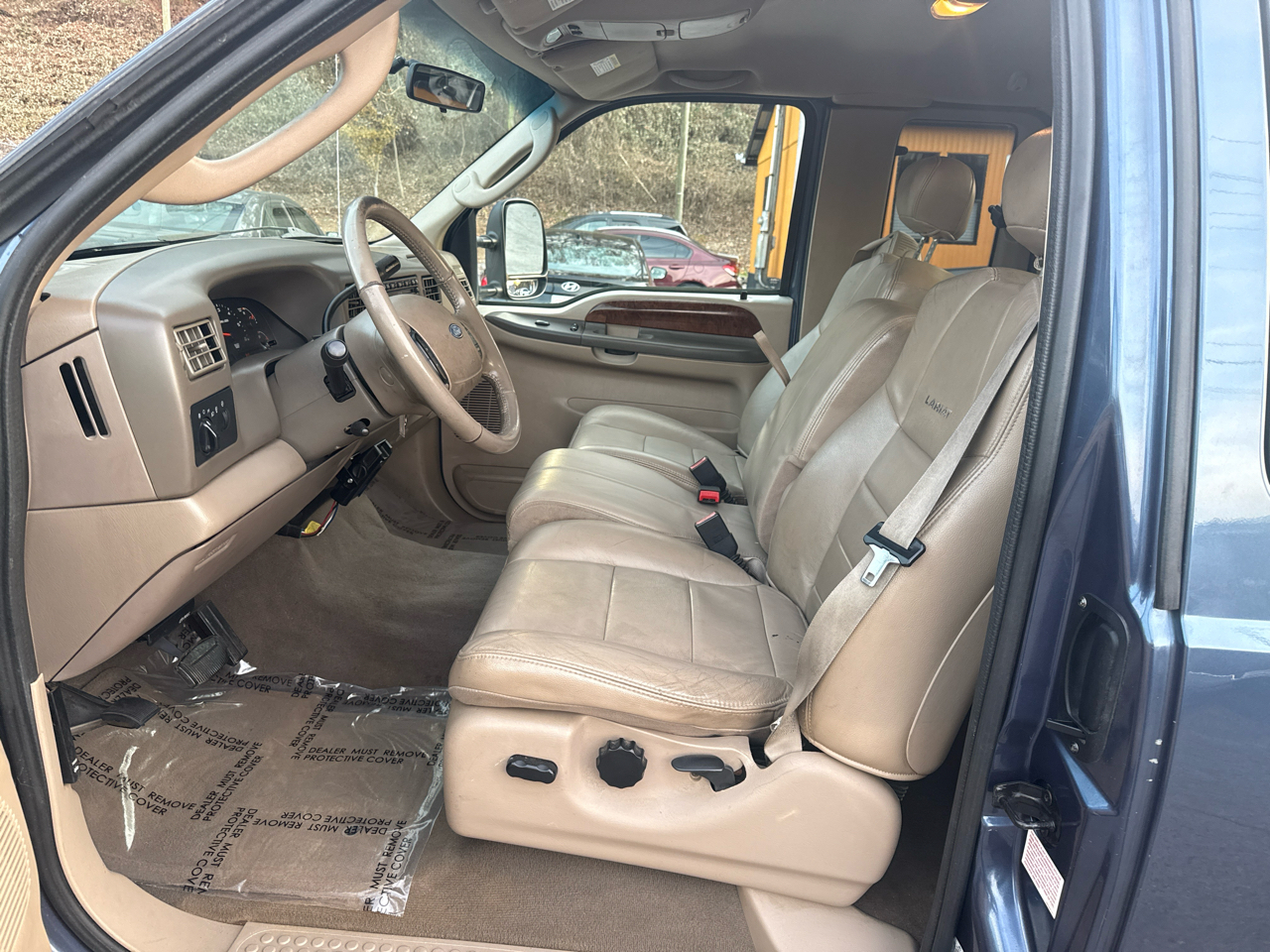 2004 Ford F-350 XL photo 3