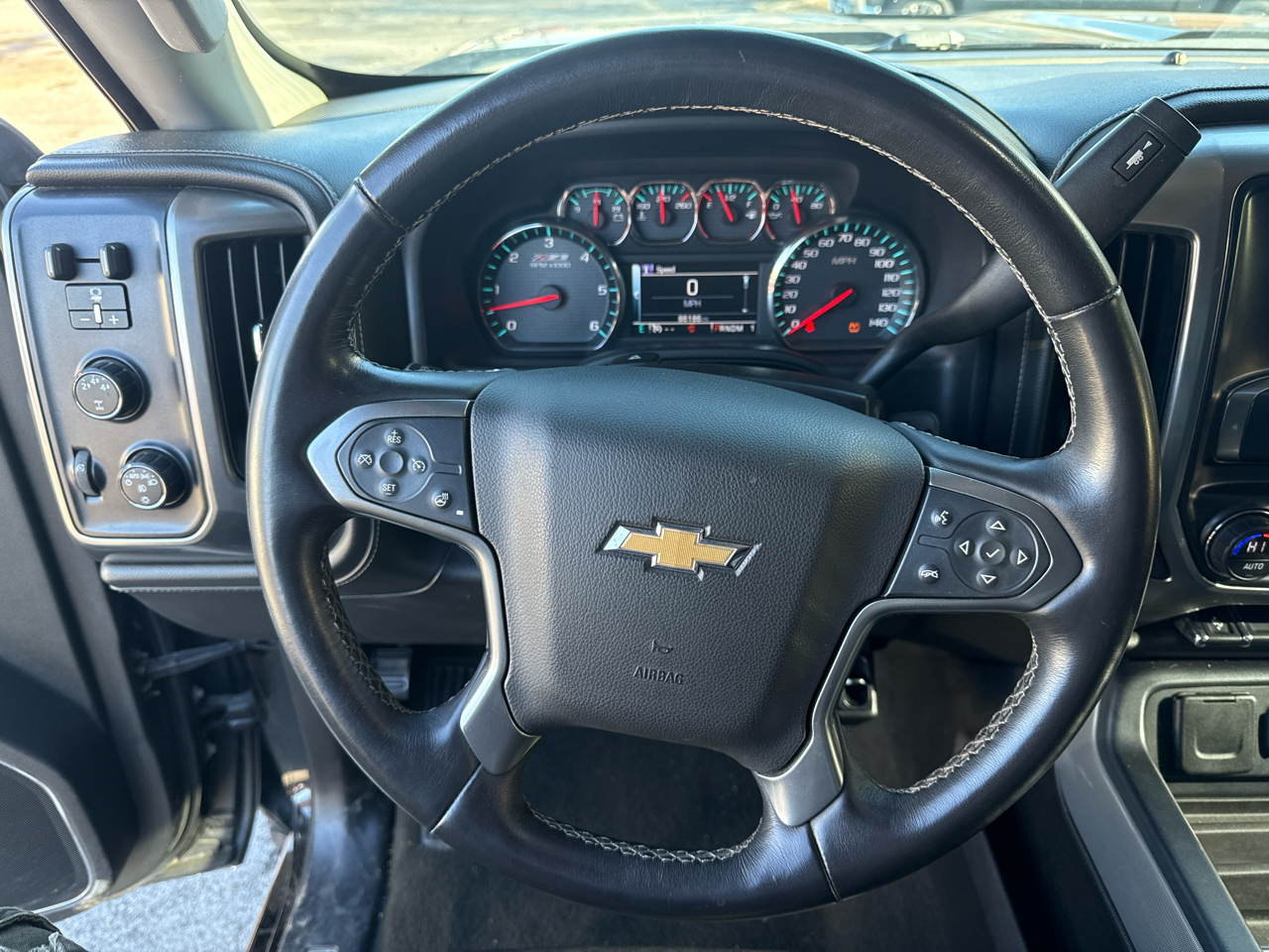 2016 Chevrolet Silverado 2500HD LTZ photo 4