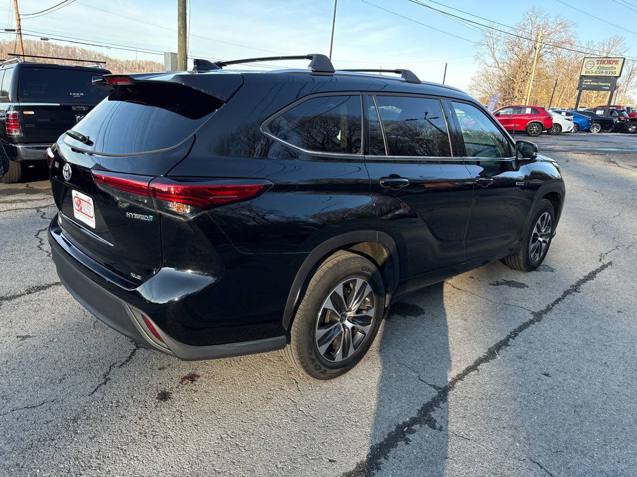Toyota Highlander Hybrid XLE 2021