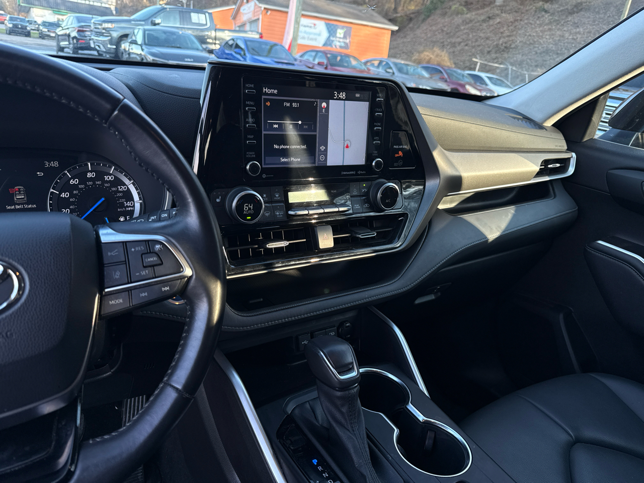 Toyota Highlander Hybrid XLE 2021