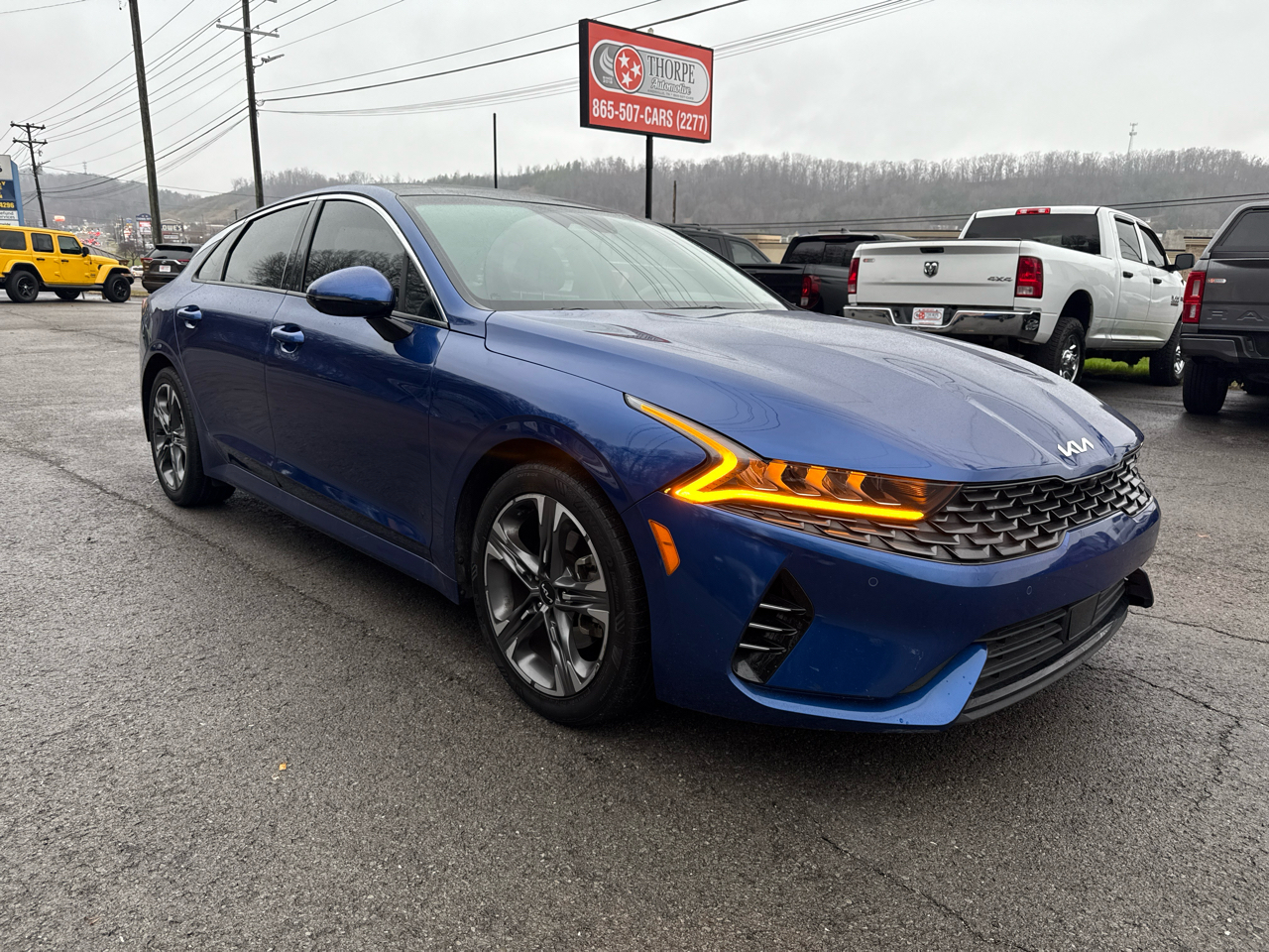 2022 Kia K5 EX's photo