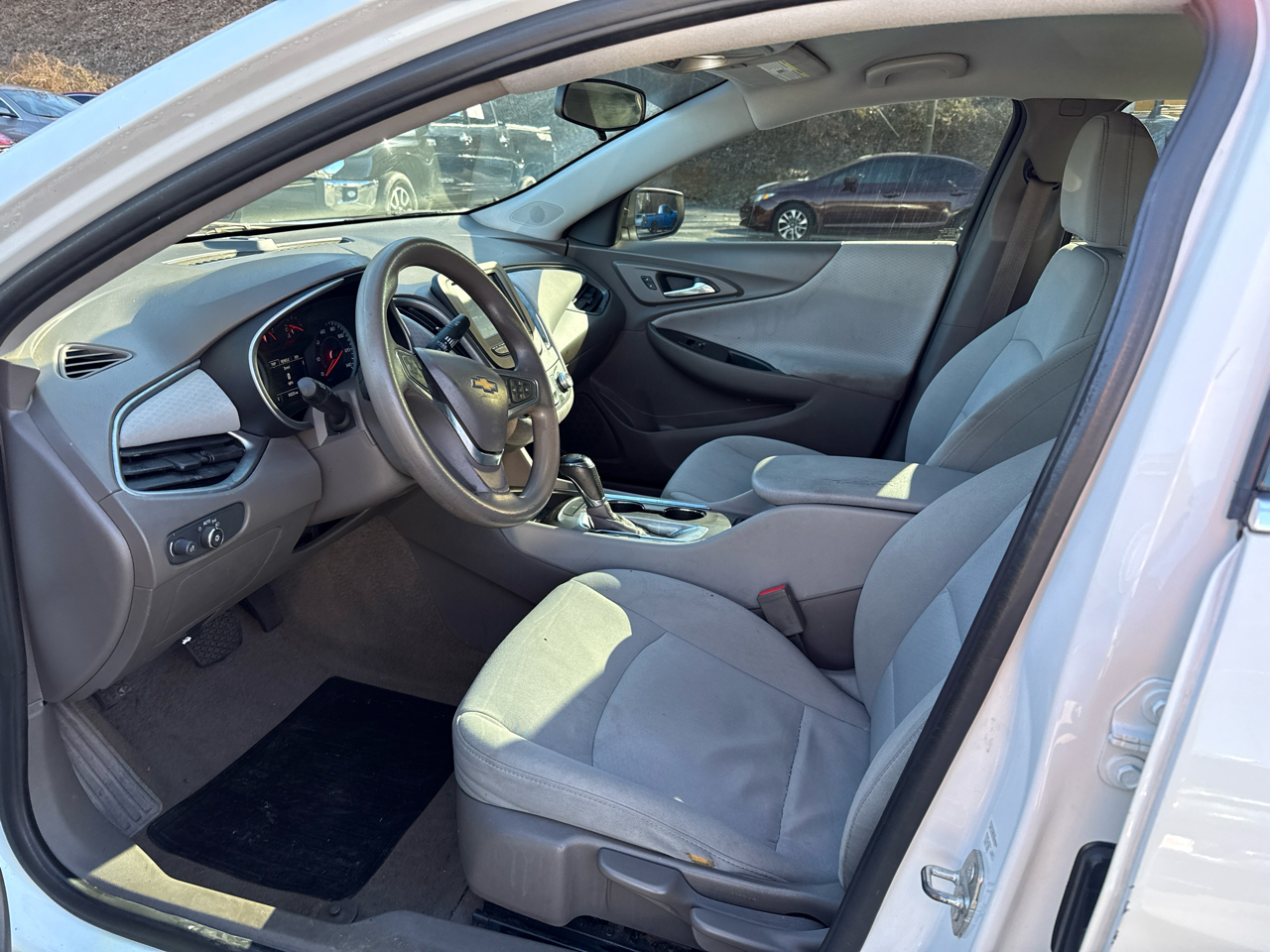 Chevrolet Malibu LS 2018