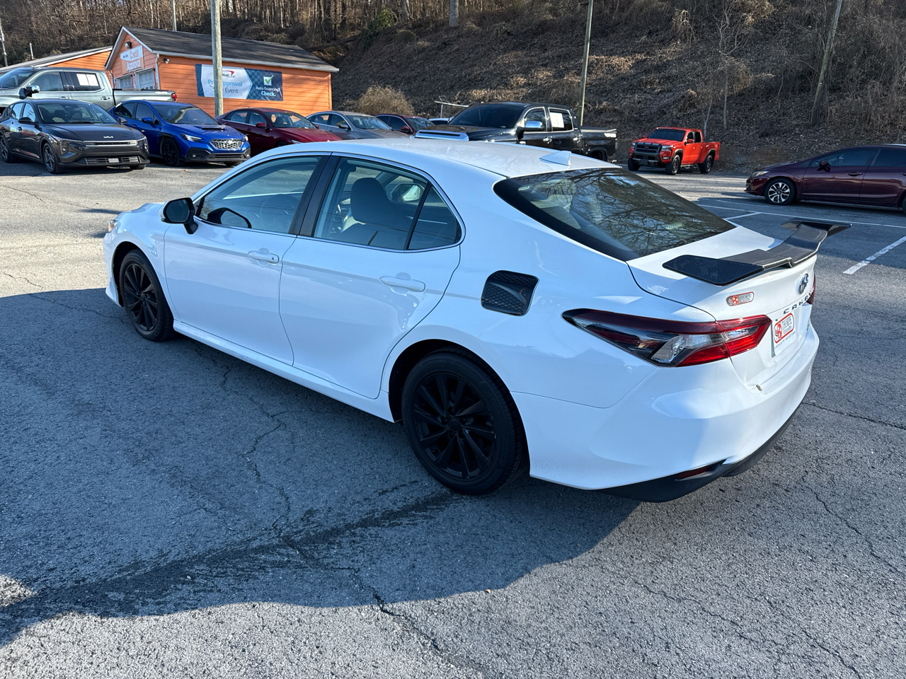 Toyota Camry LE 2021