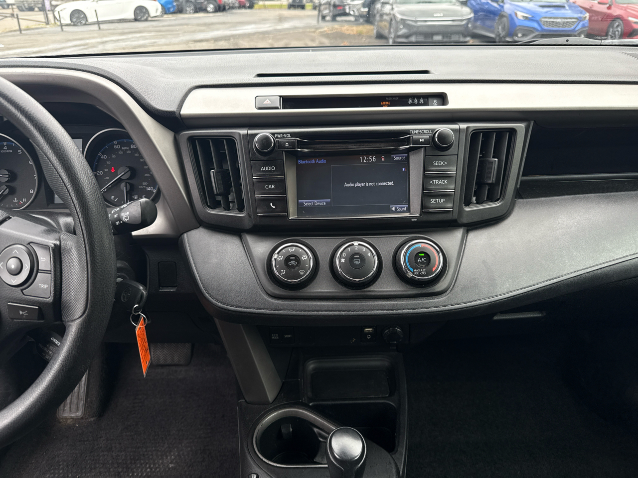 Toyota RAV4 LE FWD 2017