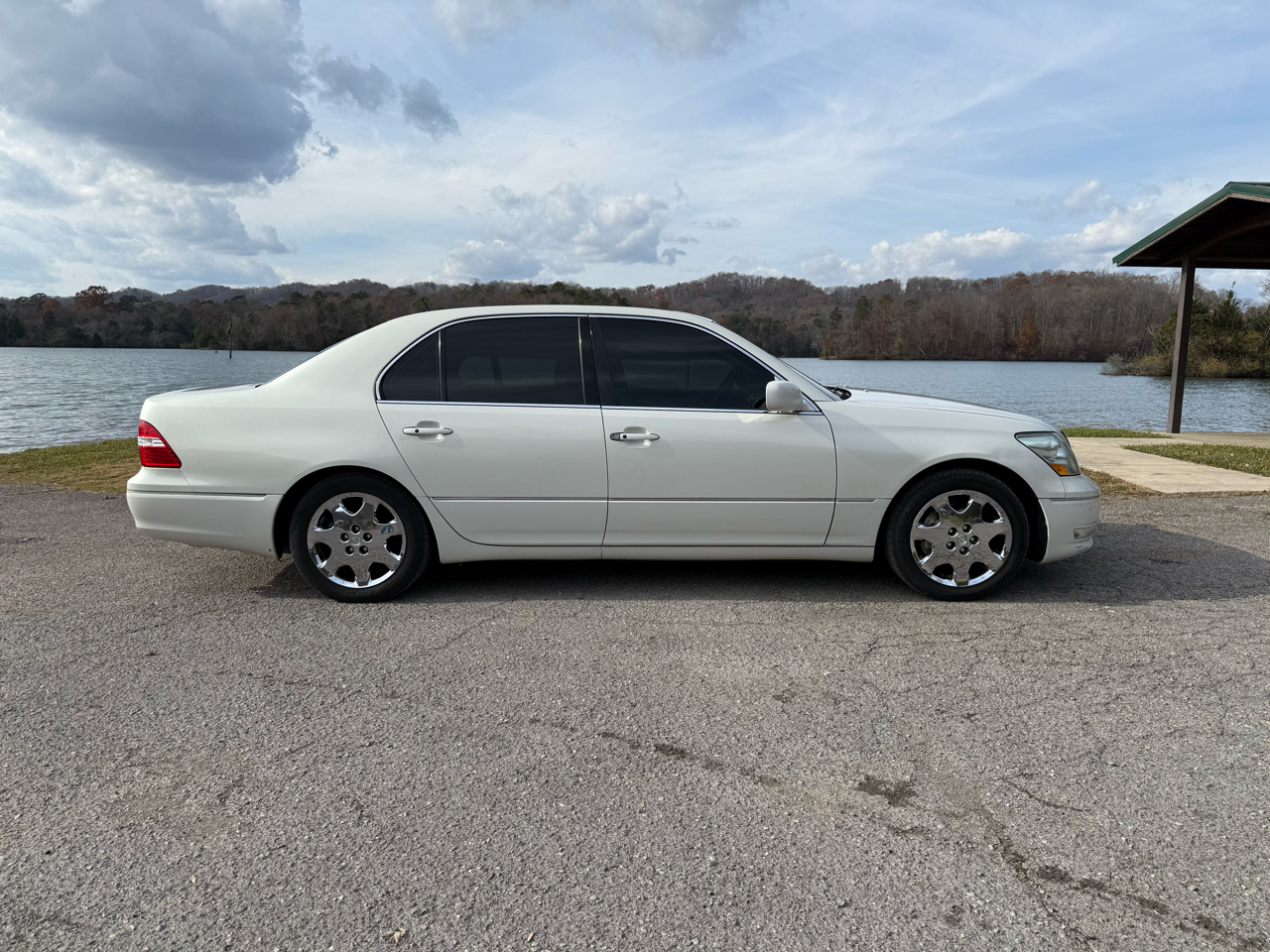 Lexus LS 430 Sedan 2004