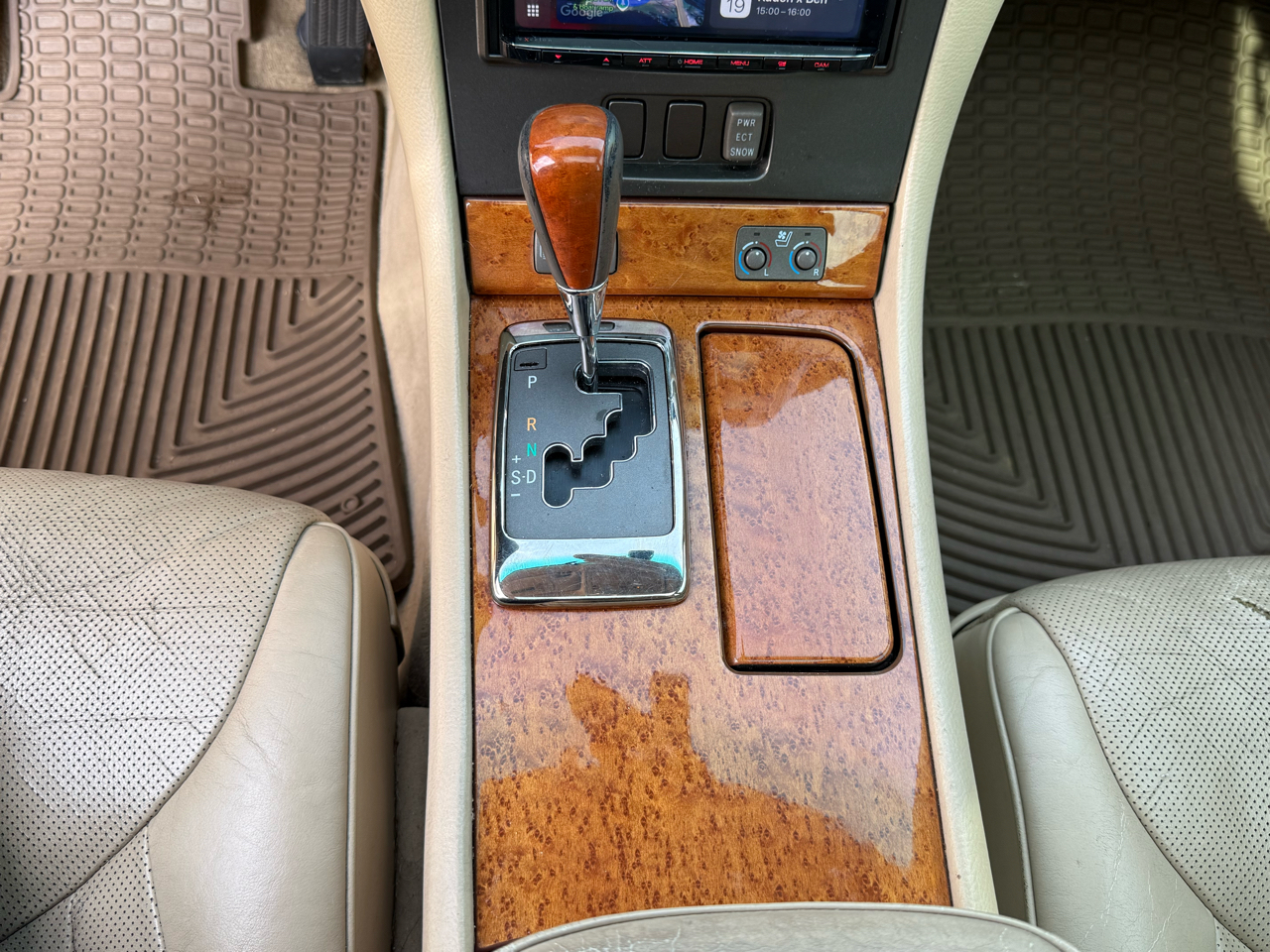 Lexus LS 430 Sedan 2004