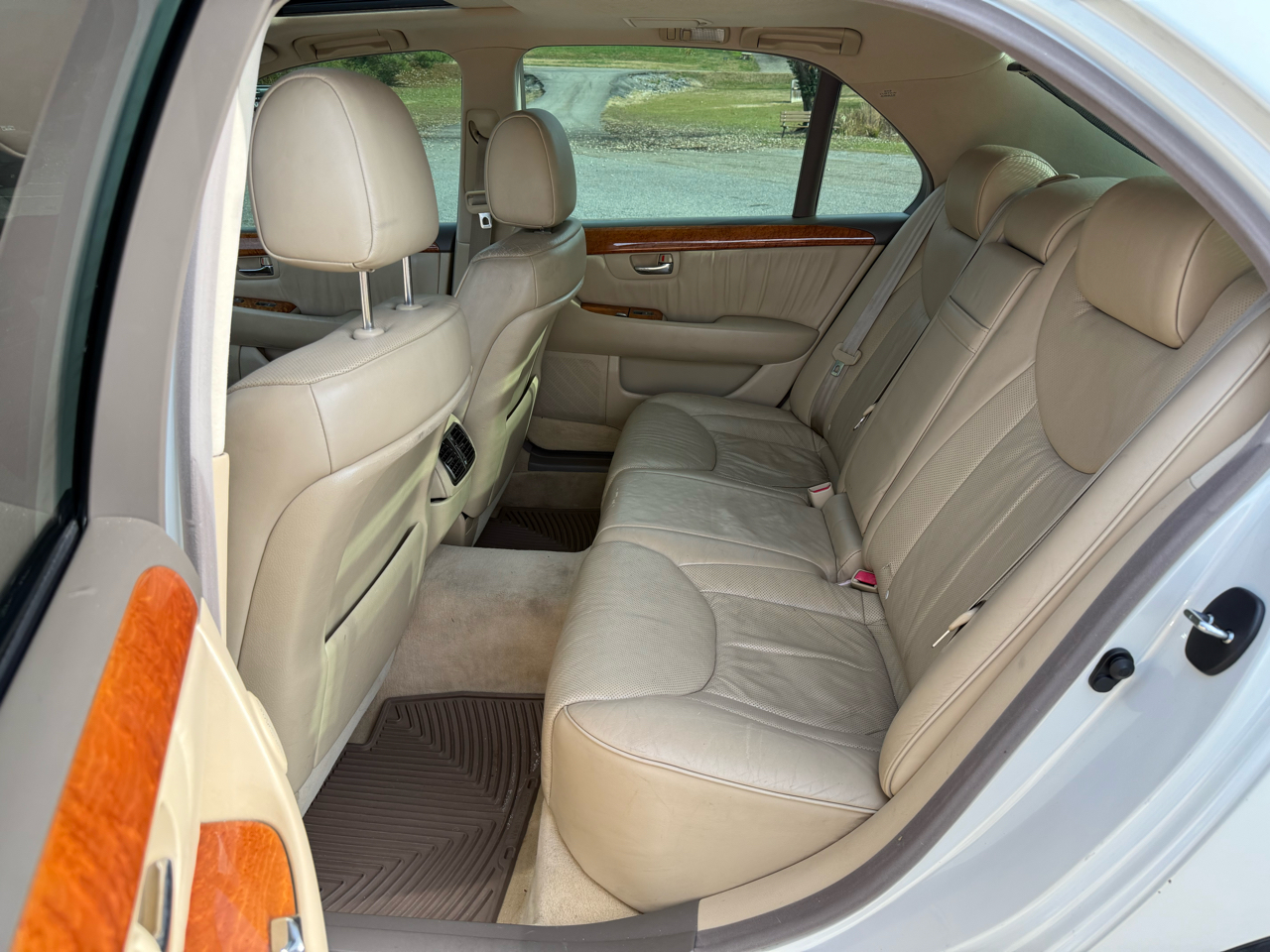 Lexus LS 430 Sedan 2004