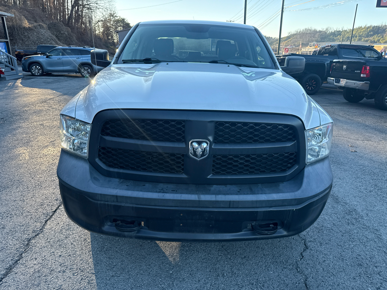 RAM 1500 Classic Tradesman Quad Cab 4WD 2019