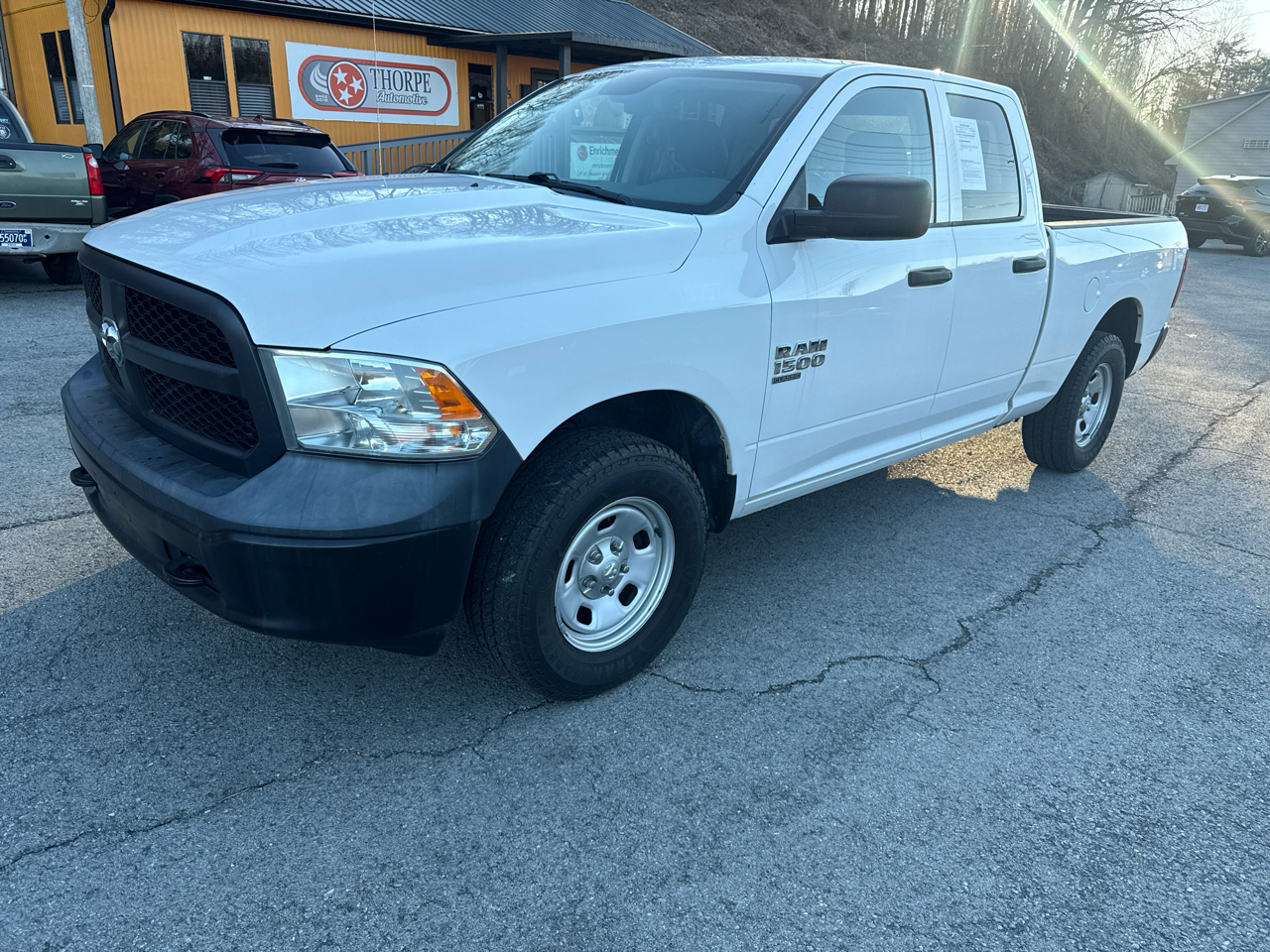 RAM 1500 Classic Tradesman Quad Cab 4WD 2019