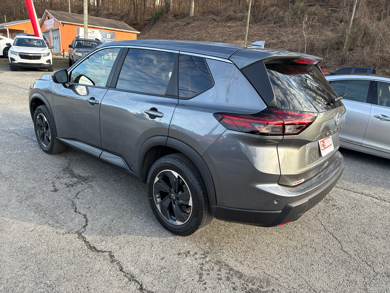 Nissan Rogue SV 2025