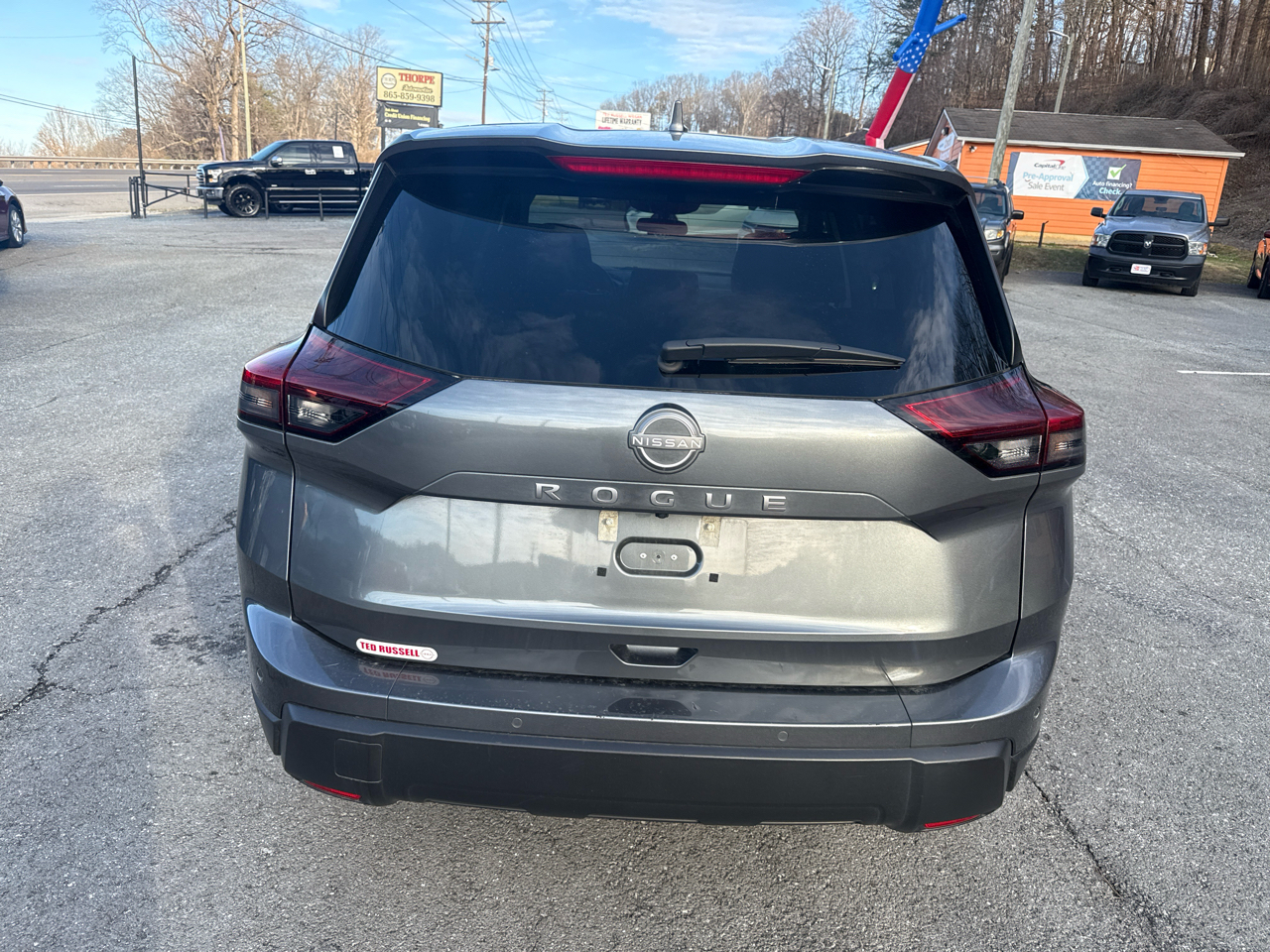 Nissan Rogue SV 2025