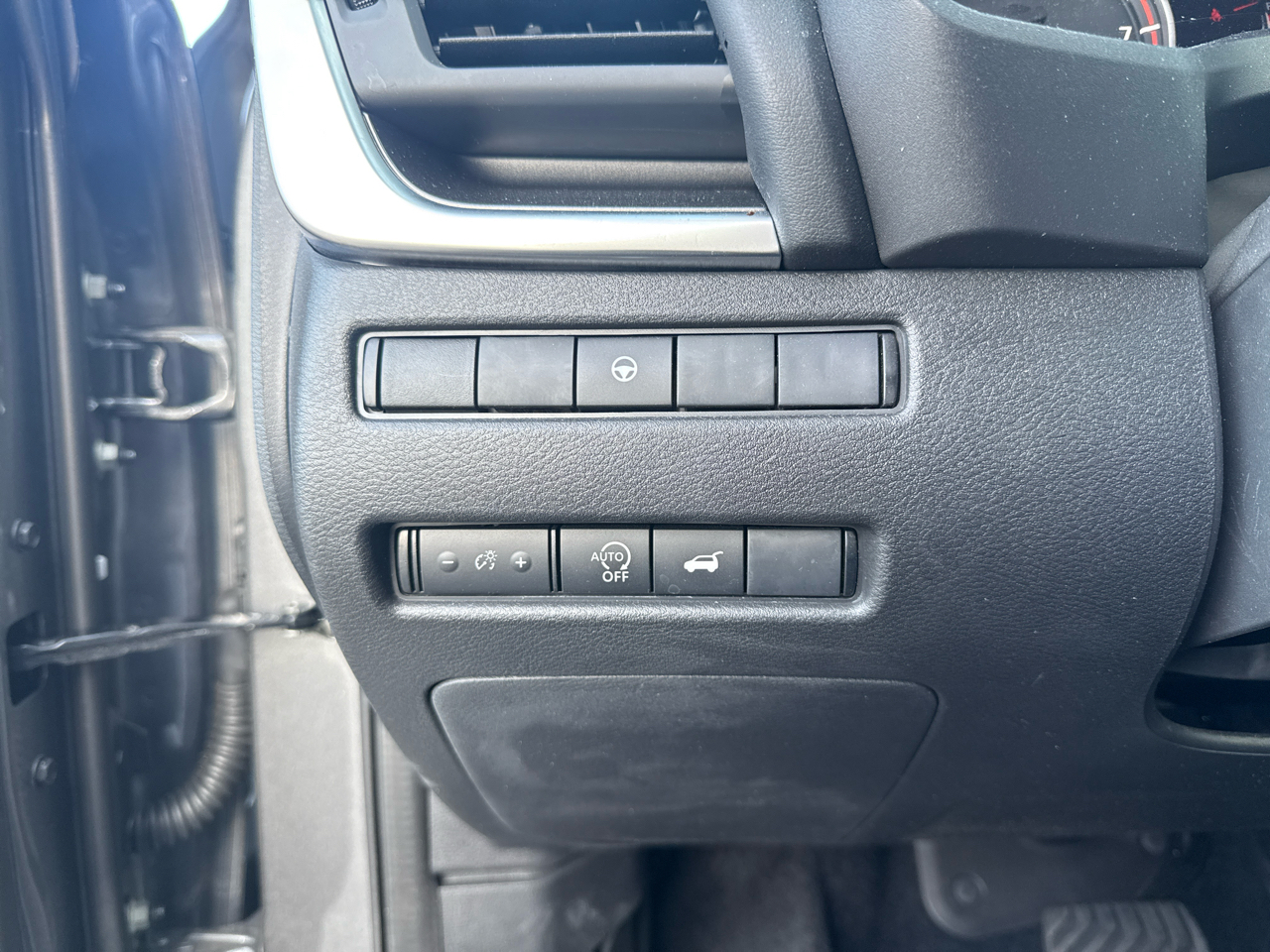 Nissan Rogue SV 2025