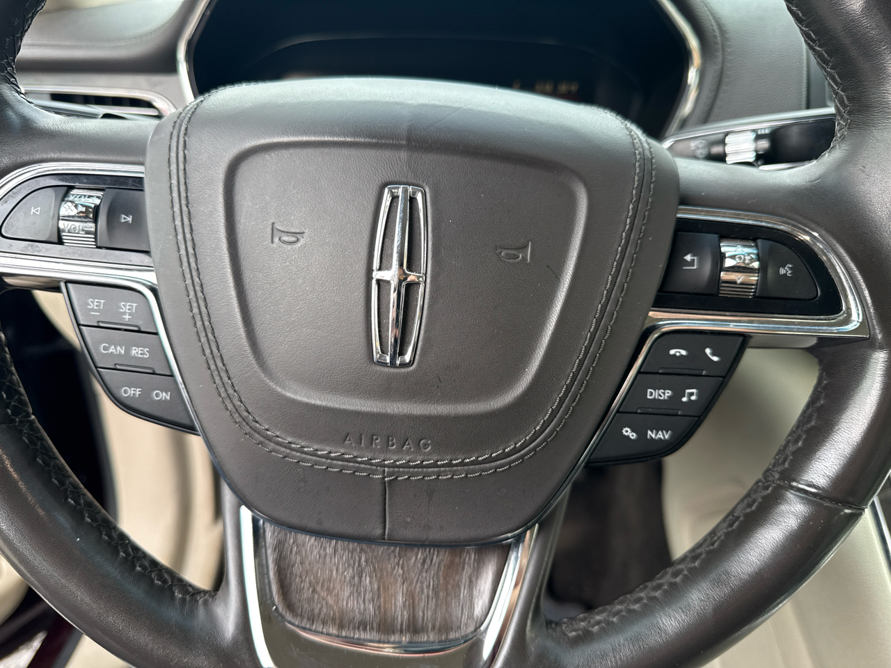 Lincoln Continental Select 2018