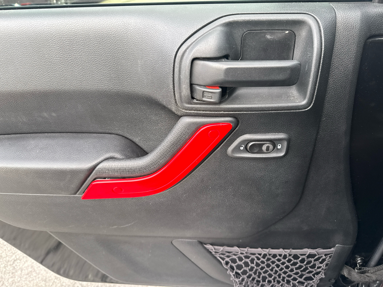 Jeep Wrangler Unlimited Sahara 4WD 2017