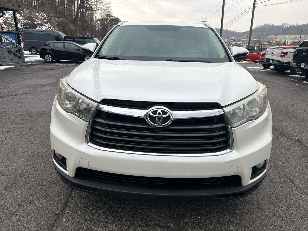 Toyota Highlander XLE FWD V6 2016