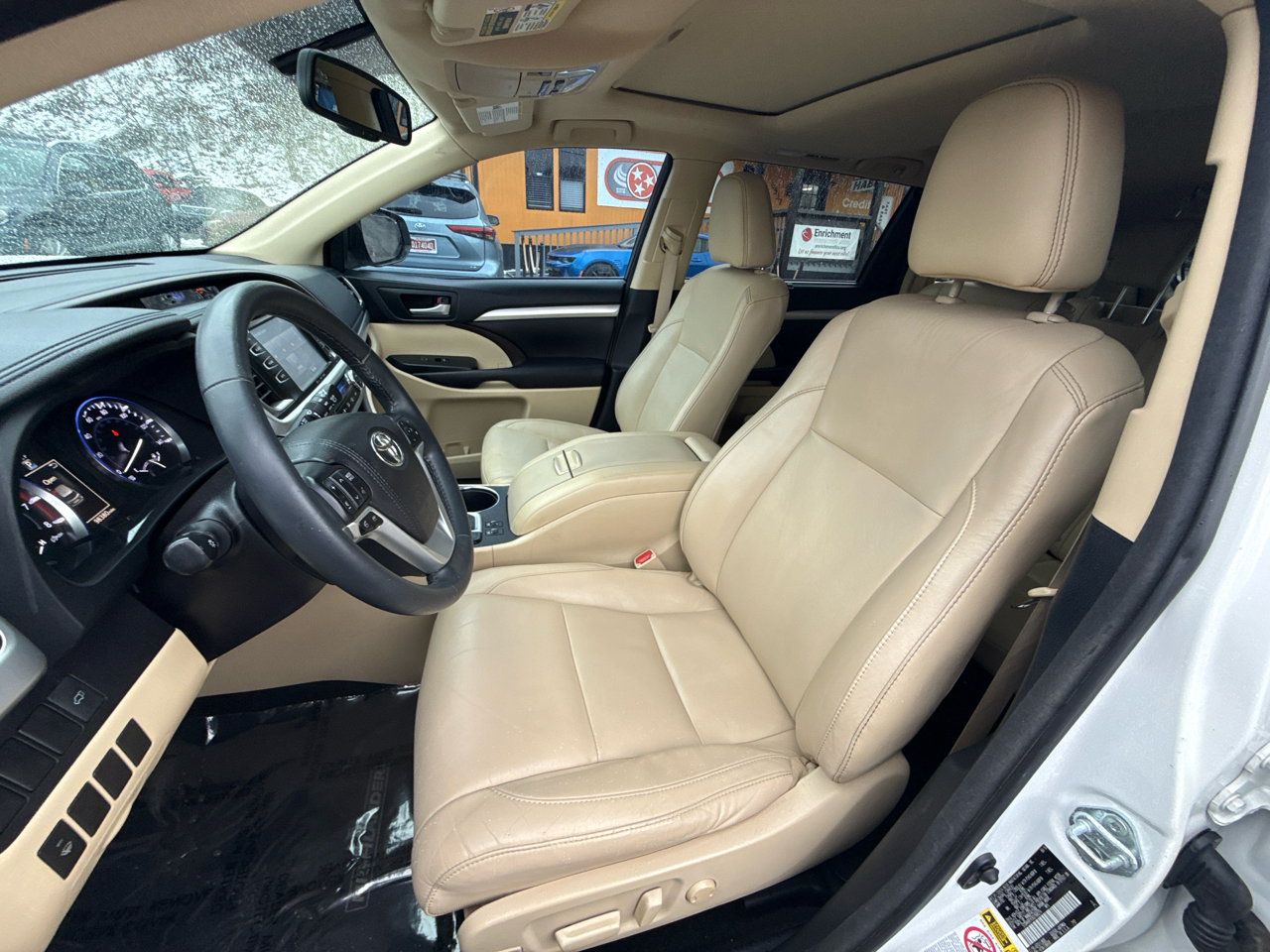 Toyota Highlander XLE FWD V6 2016