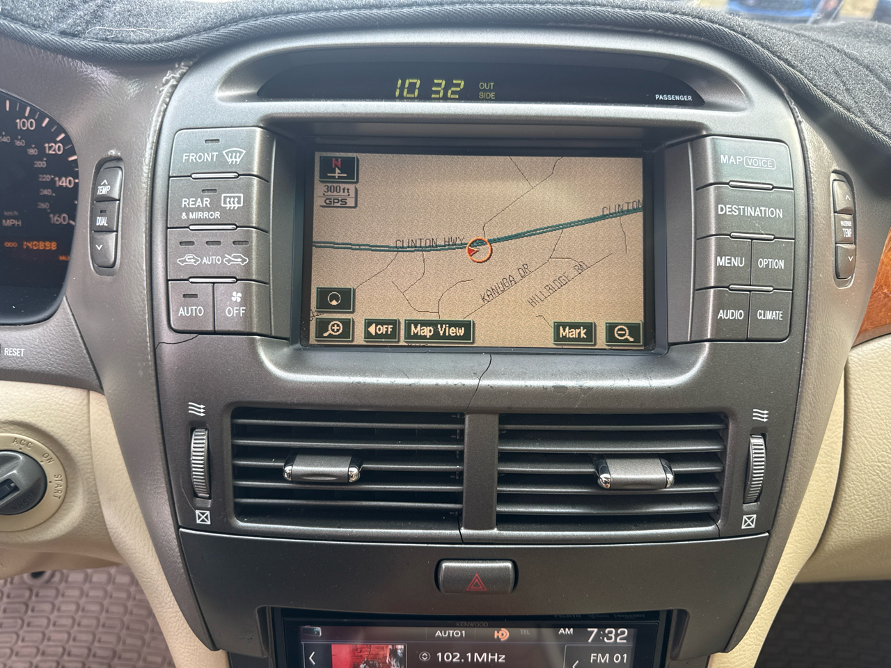 Lexus LS 430 Sedan 2004