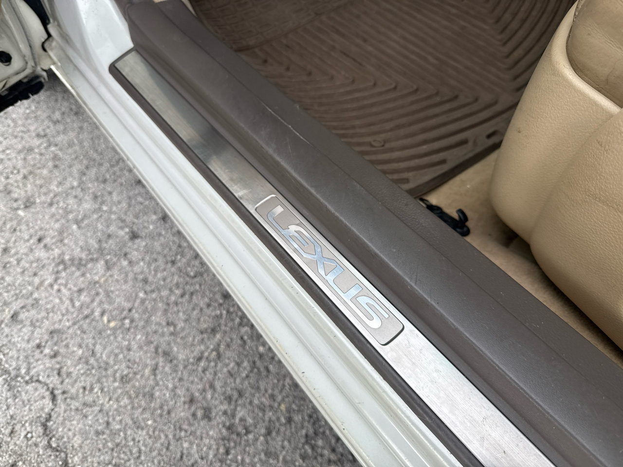 Lexus LS 430 Sedan 2004