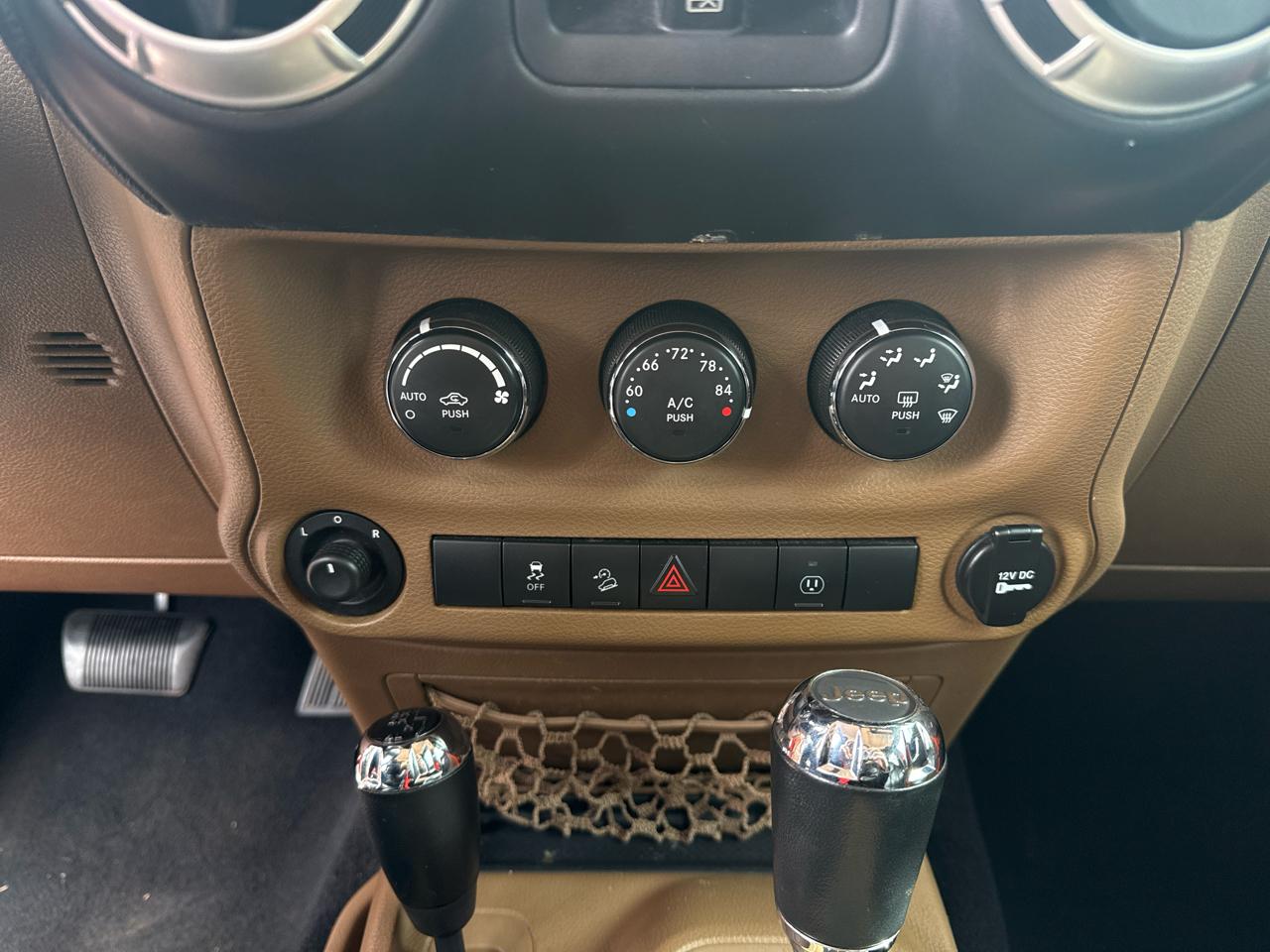 Jeep Wrangler Unlimited Rubicon 4WD 2013