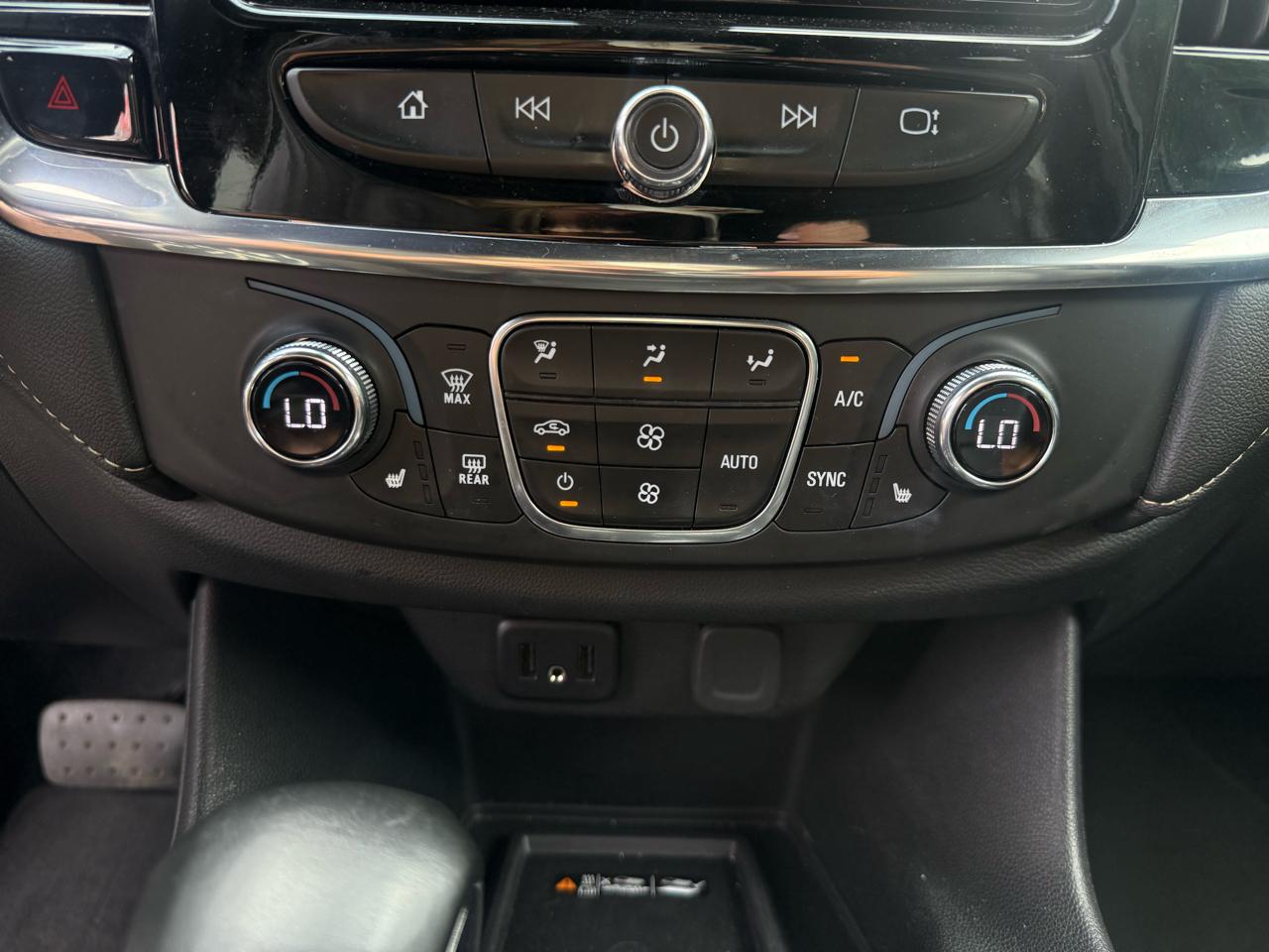 Chevrolet Traverse LT Leather FWD 2023