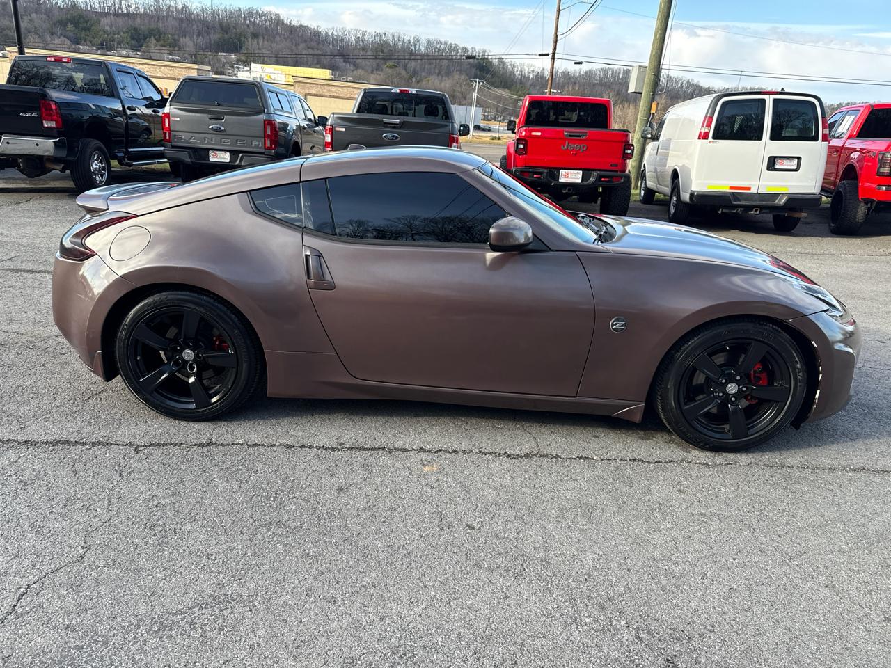Nissan Z 370Z NISMO Coupe 2011