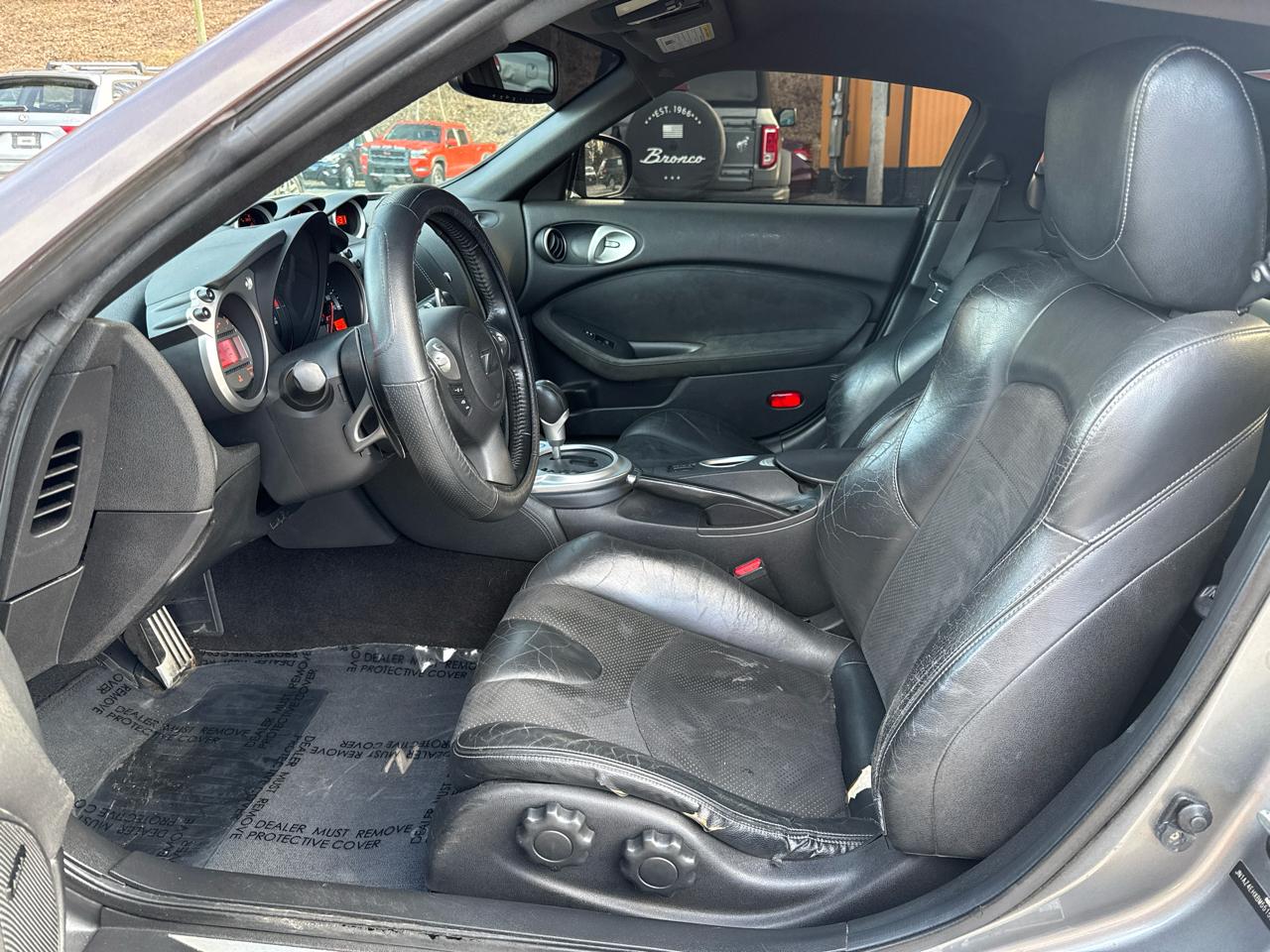 Nissan Z 370Z NISMO Coupe 2011